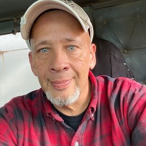 Meet your Posher, Denis